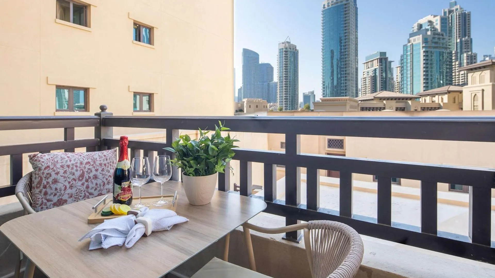 Apartment Frank Porter - Tajer Tower E Dubai
