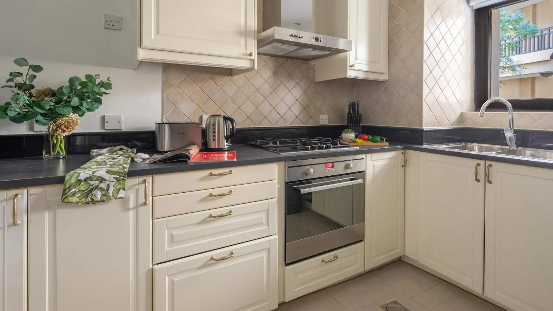 Apartment Frank Porter - Tajer Tower E Dubai United Arab Emirates